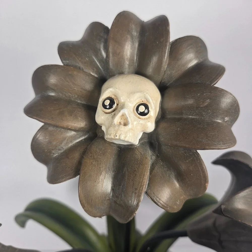 Hallow's Eve Skull Flower Planter Figurine 17 Inch Halloween Gothic Decor